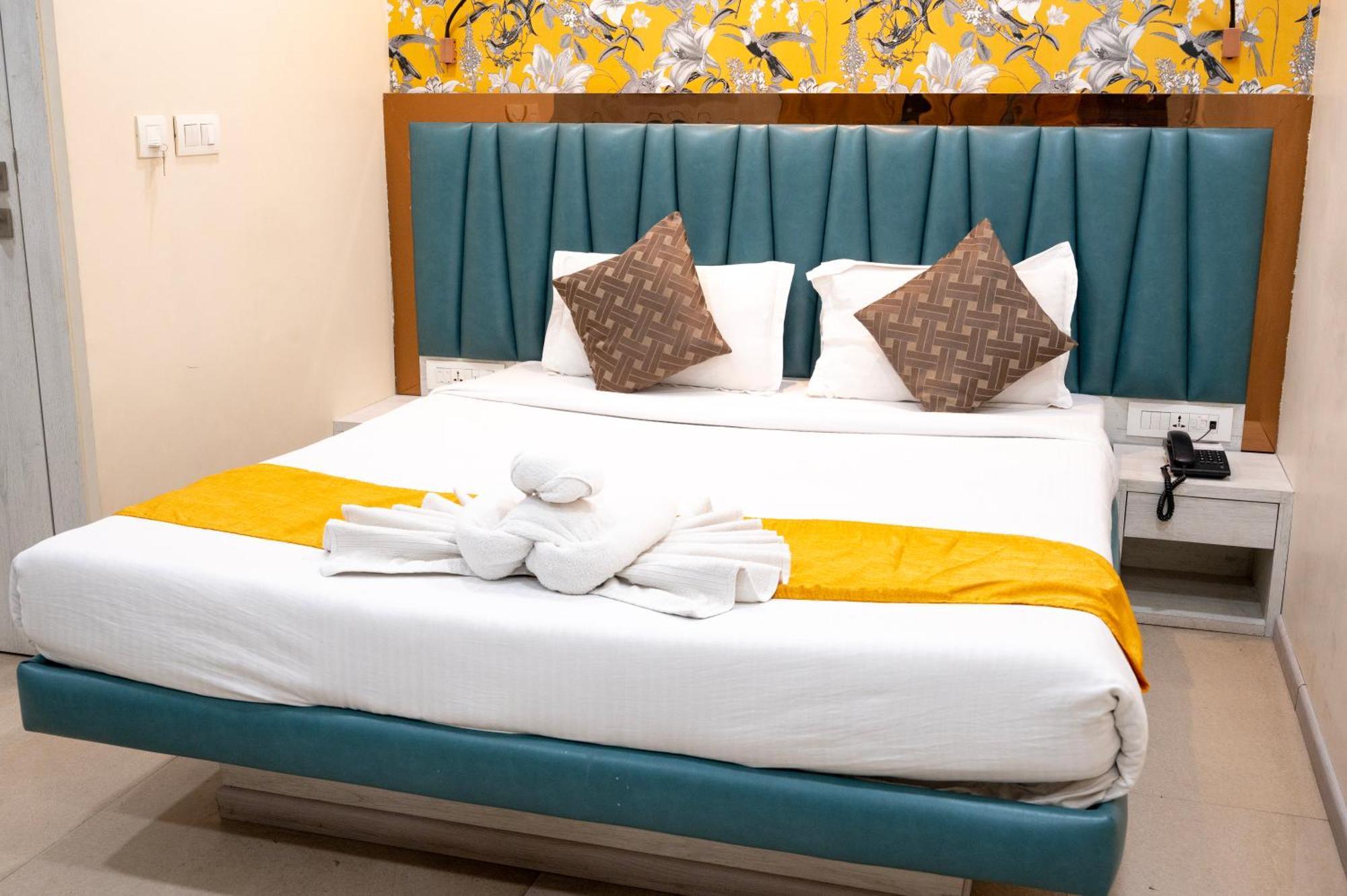The Opus Kolkata - A Boutique Hotel Exterior photo